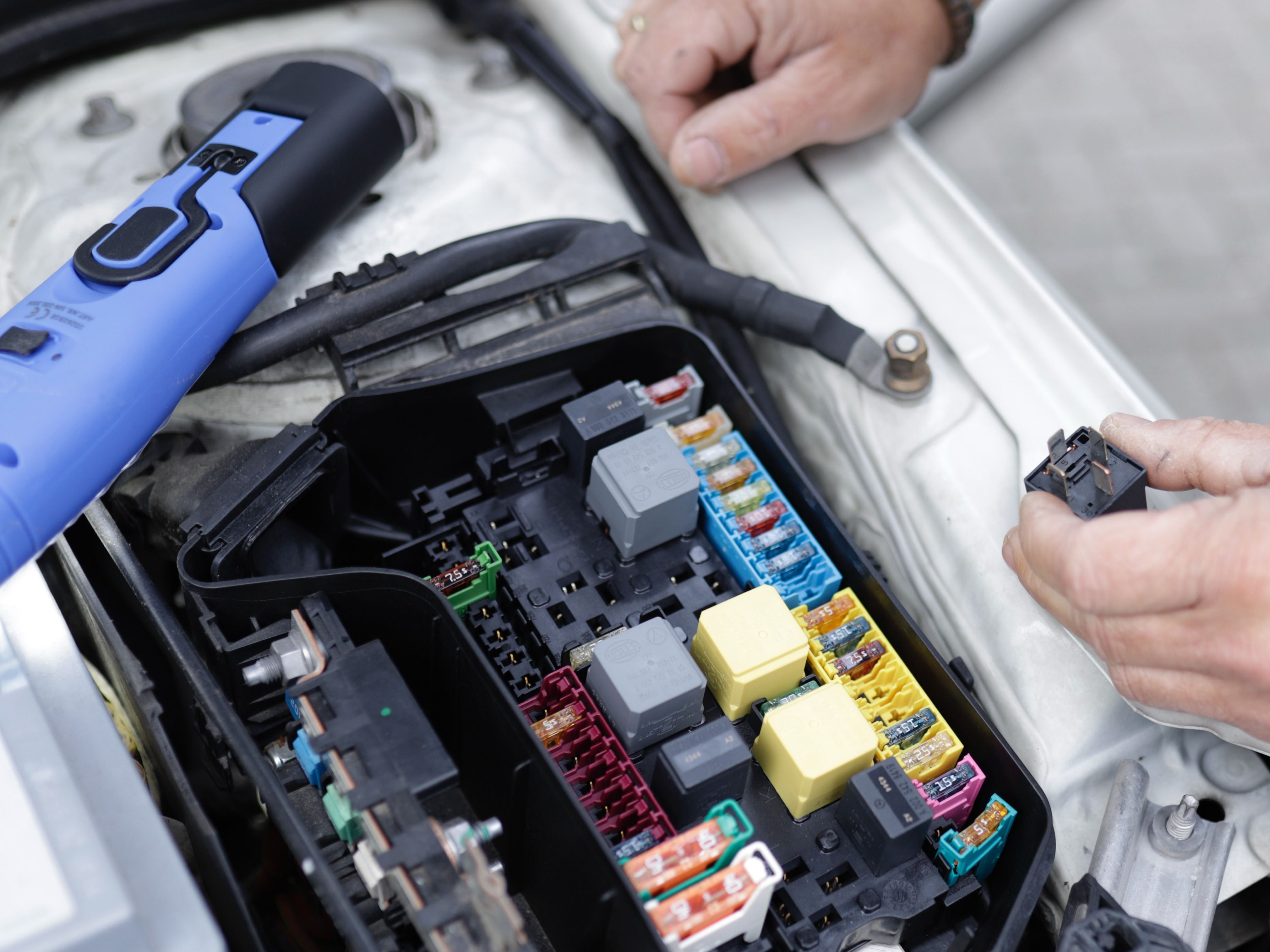 California kicks off electriccar battery recycling Knowledge Hub